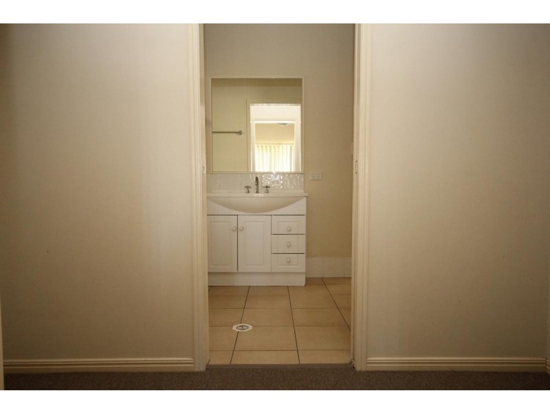 19 Aldworth Place, Springfield Lakes QLD 4300