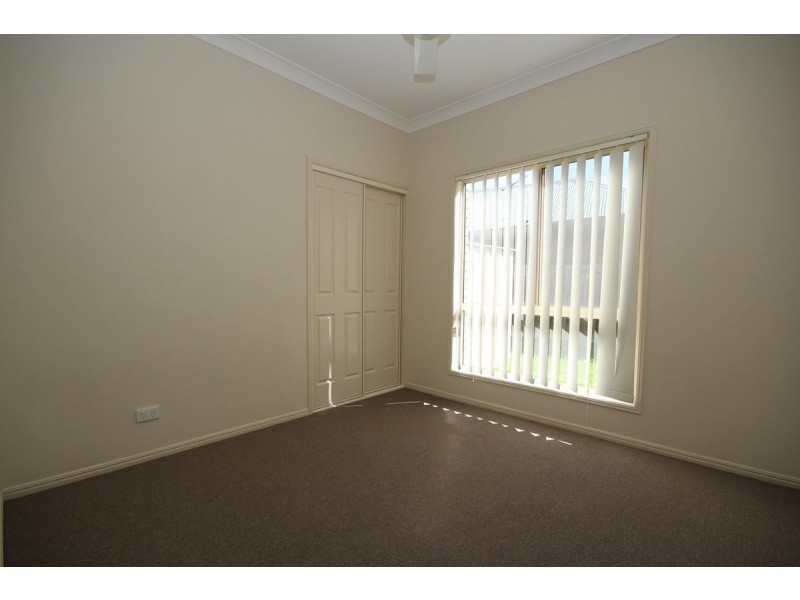 19 Aldworth Place, Springfield Lakes QLD 4300