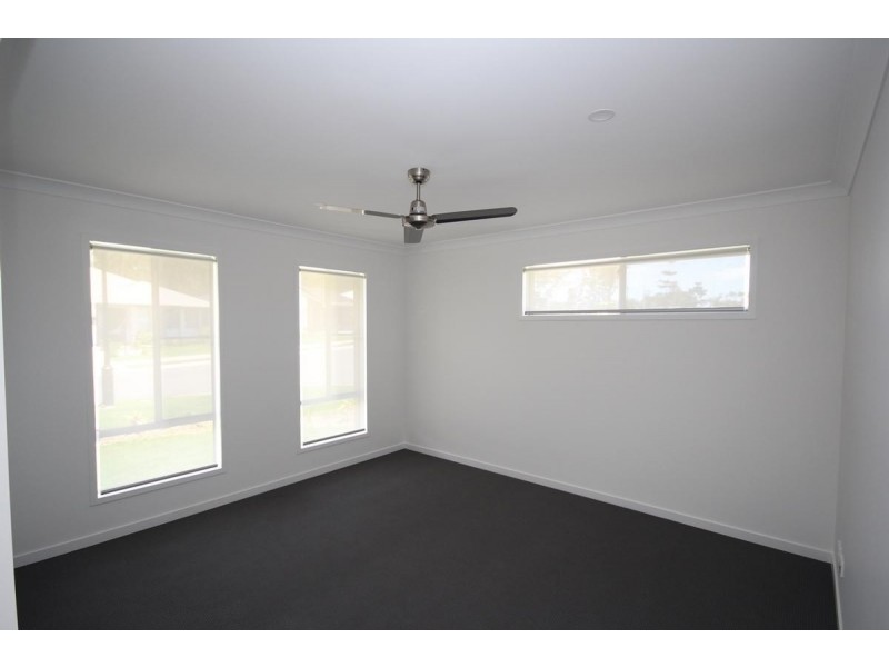 26 Palaszczuk Avenue, Collingwood Park QLD 4301