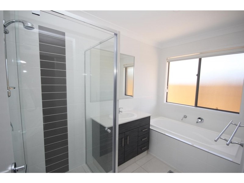 26 Palaszczuk Avenue, Collingwood Park QLD 4301