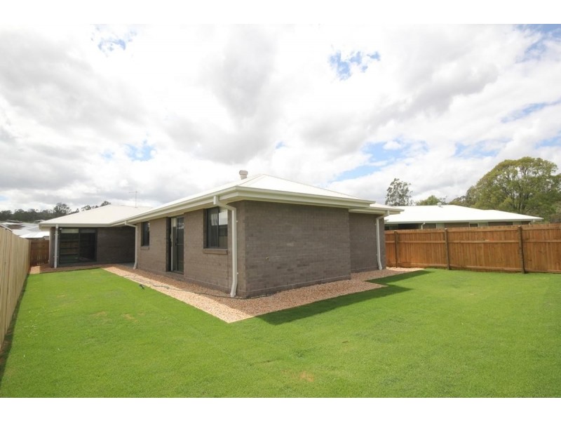 50 Vince Elmore Way, Redbank Plains QLD 4301
