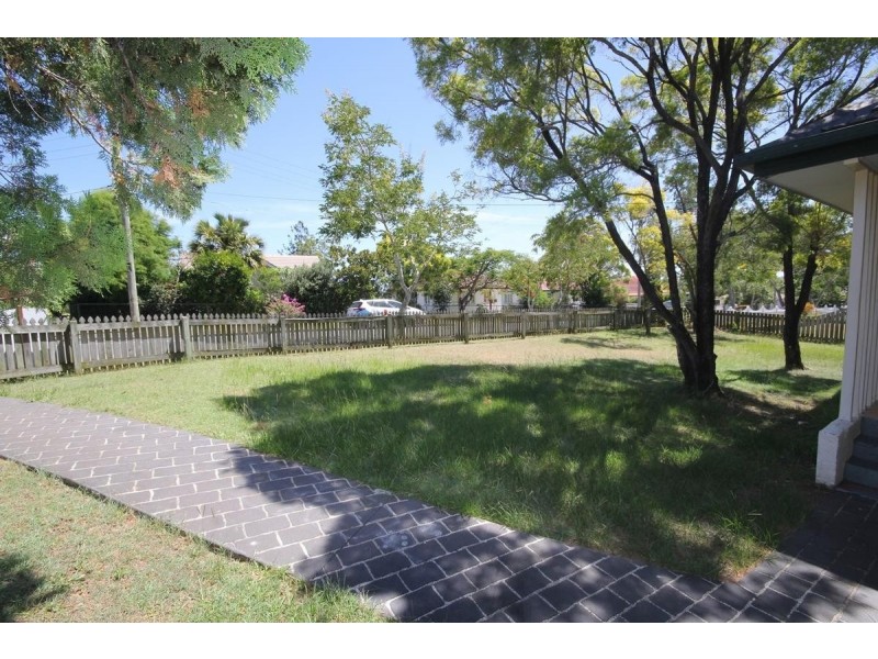 11 Rowan Street, Inala QLD 4077