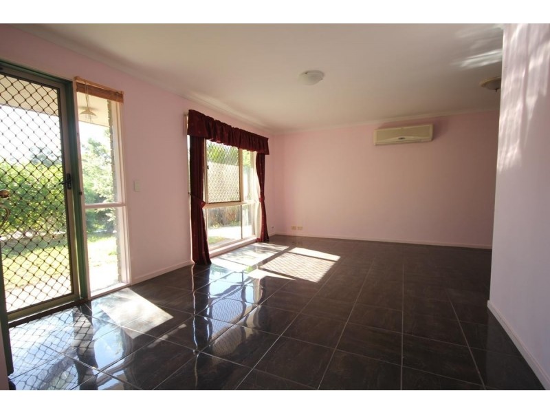 4 Currawong Street, Doolandella QLD 4077