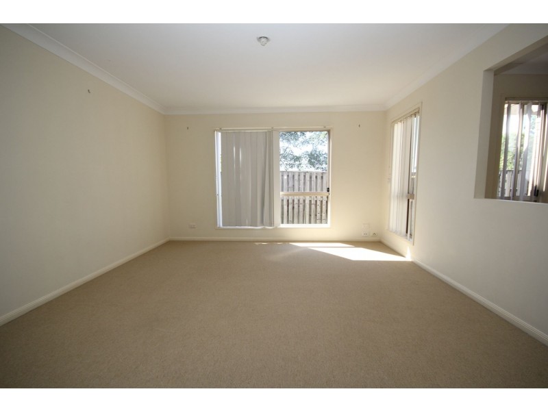 1 Eve Court, Springfield Lakes QLD 4300