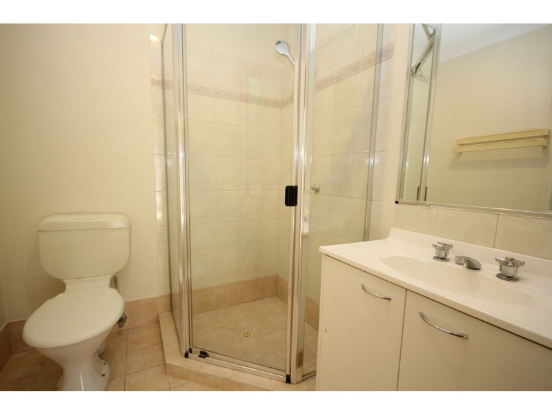 1 Eve Court, Springfield Lakes QLD 4300