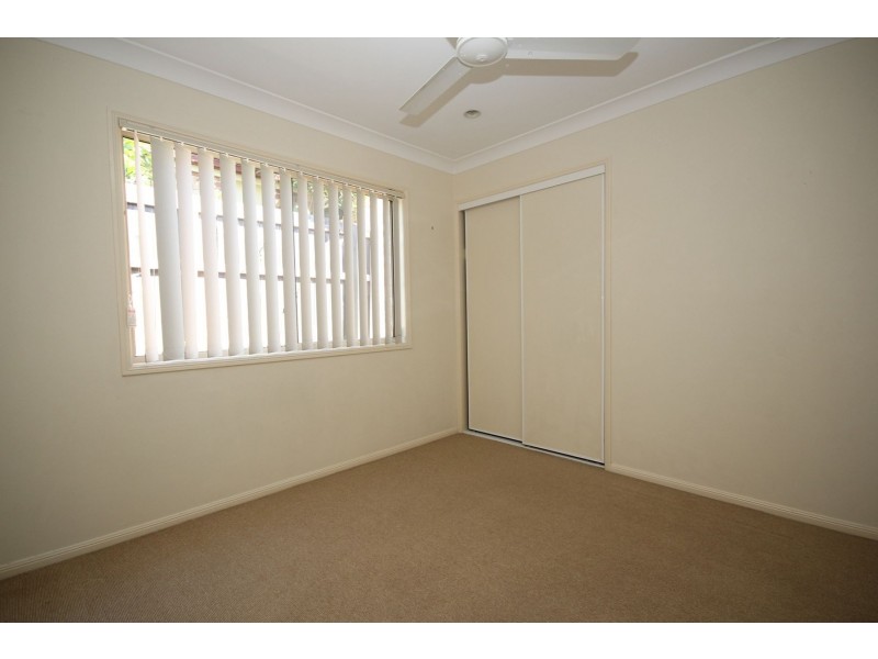1 Eve Court, Springfield Lakes QLD 4300