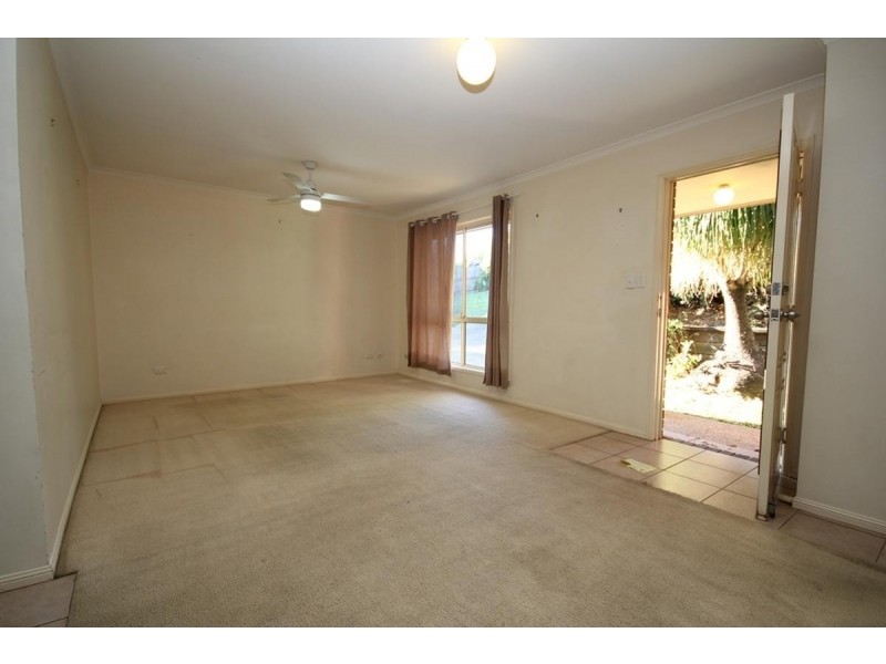 1/11 Hanlon Court, Collingwood Park QLD 4301