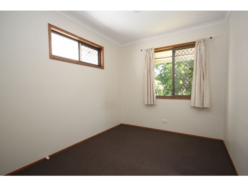 24 Ormond Road, Oxley QLD 4075