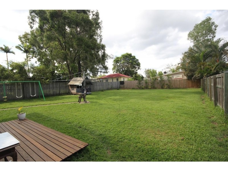 13 Maenporth Street, Leichhardt QLD 4305