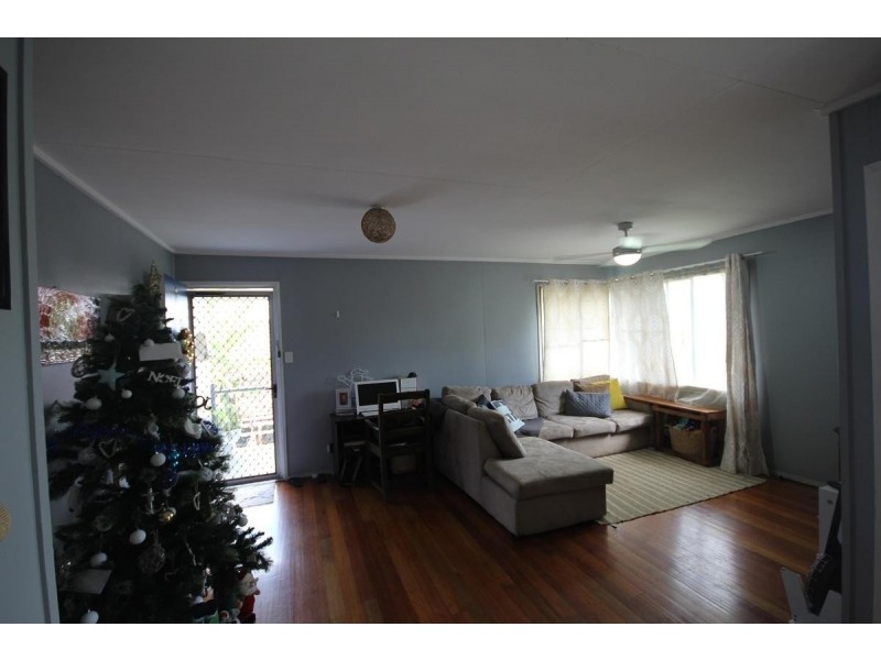 13 Maenporth Street, Leichhardt QLD 4305