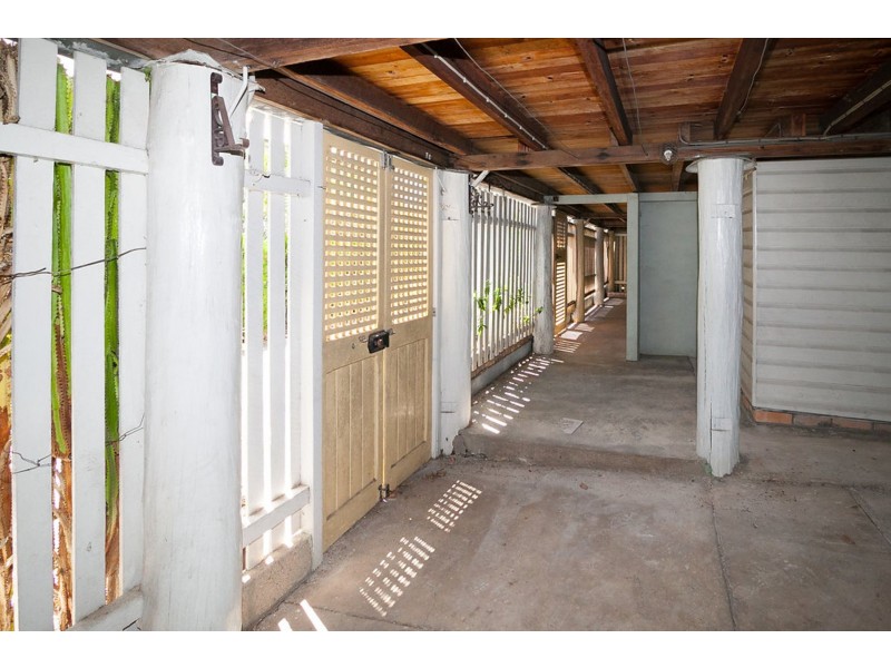 41 Salisbury Road, Ipswich QLD 4305