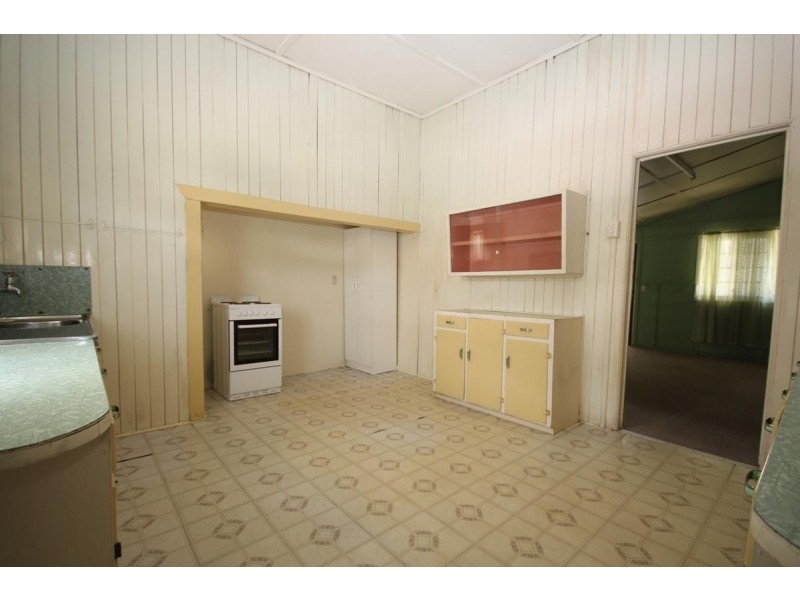 3 Lower McCormack Street, Bundamba QLD 4304