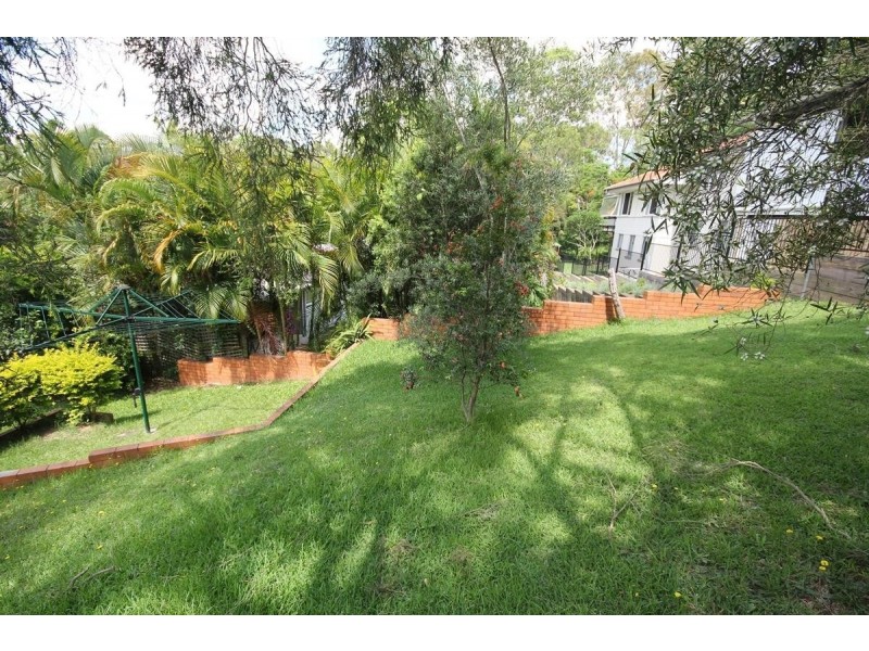 6 Atura Street, Oxley QLD 4075