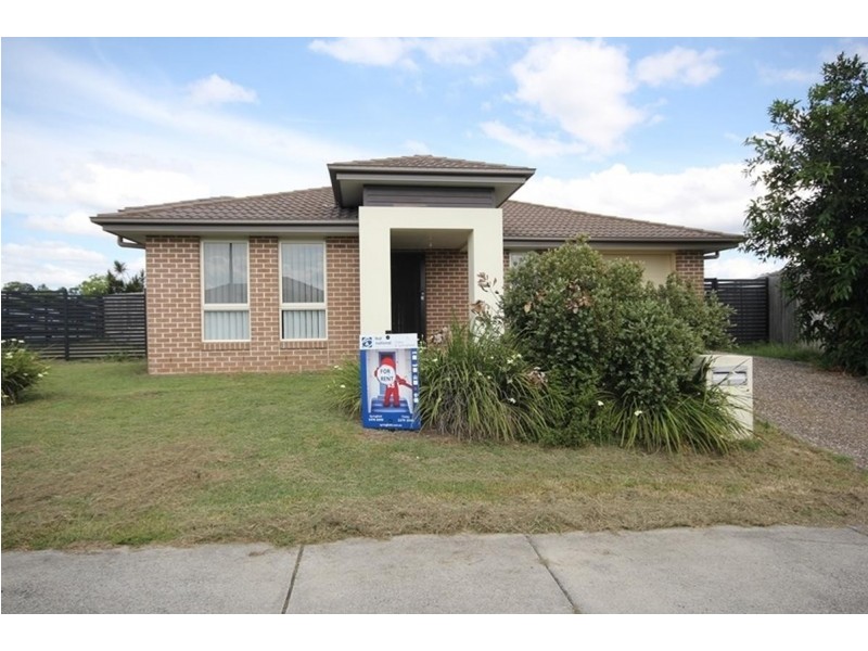 8 Ballow Crescent, Redbank Plains QLD 4301