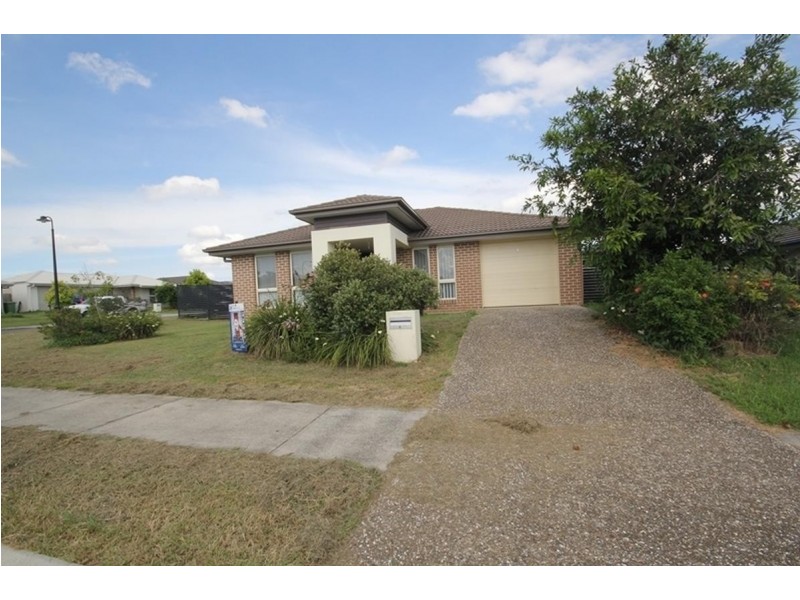 8 Ballow Crescent, Redbank Plains QLD 4301