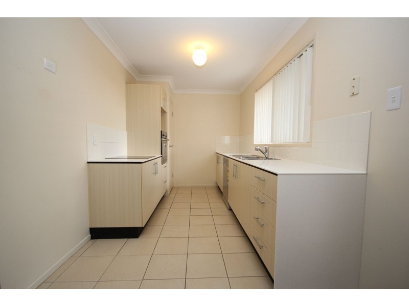 1/49 Cheihk Crescent, Collingwood Park QLD 4301