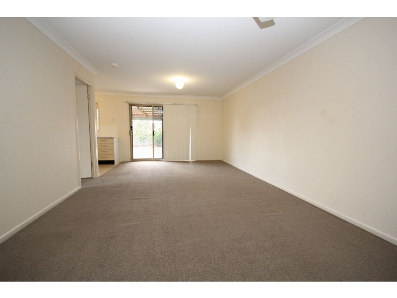 1/49 Cheihk Crescent, Collingwood Park QLD 4301