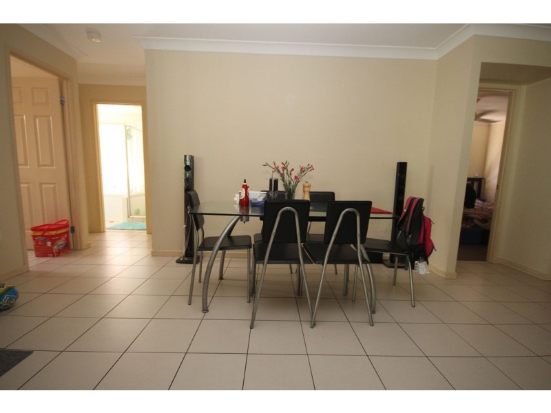 15 Oak Leaf Street, Springfield Lakes QLD 4300