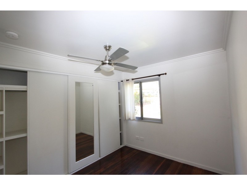 15 Lawson Street, Oxley QLD 4075