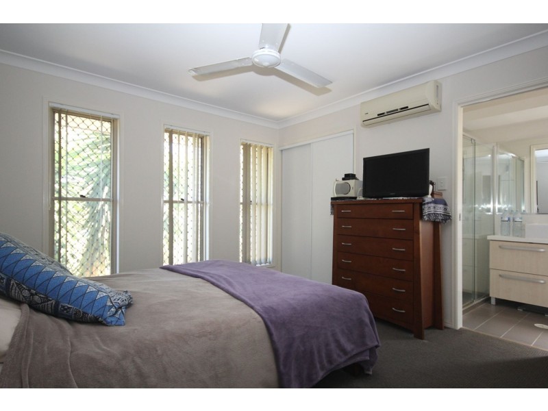 5 EPPING LANE, Springfield Lakes QLD 4300