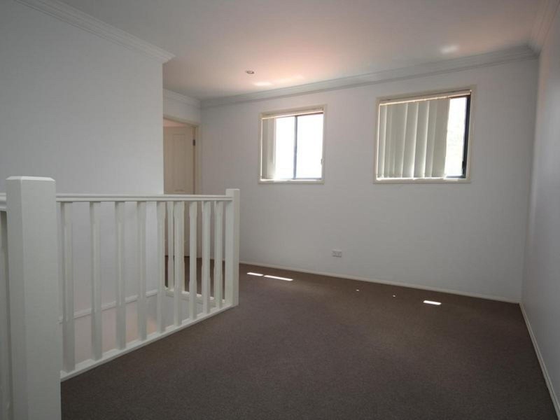 3 Hicklin Street, Springfield QLD 4300