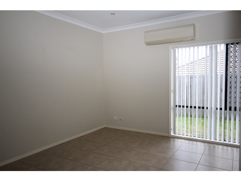 275 LAKESIDE AVENUE, Springfield Lakes QLD 4300