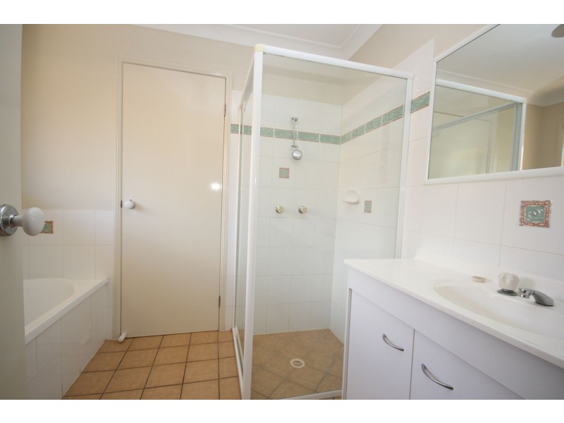 147 JUBILEE AVENUE, Forest Lake QLD 4078