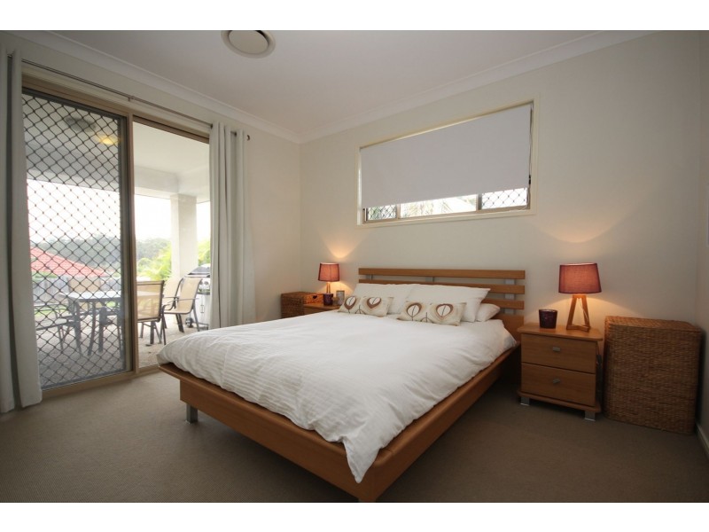 236 LAKESIDE AVENUE, Springfield Lakes QLD 4300