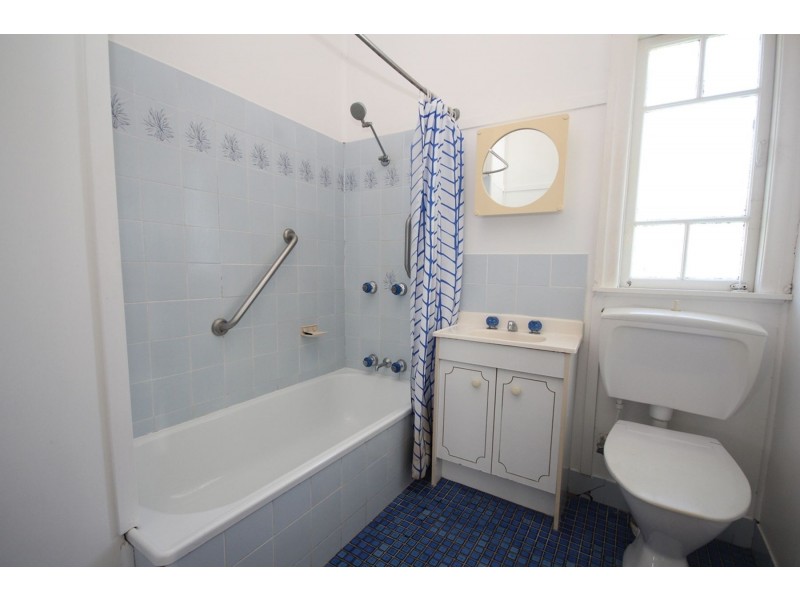 60 PRICE STREET, Oxley QLD 4075