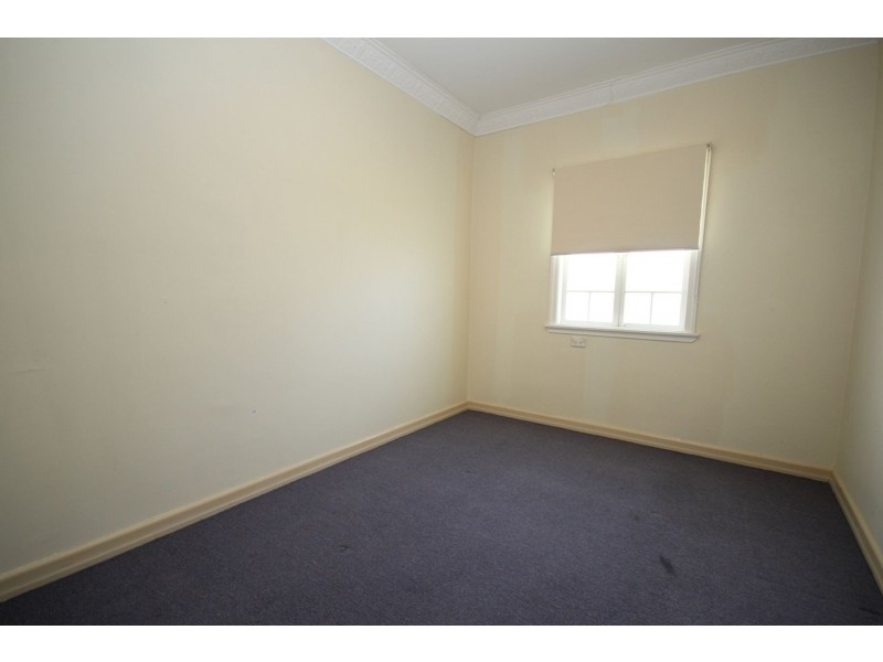 60 PRICE STREET, Oxley QLD 4075