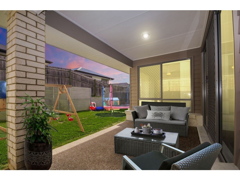 22 ARNALDO AVENUE, Augustine Heights QLD 4300