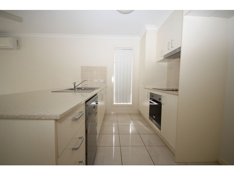 22 ARNALDO AVENUE, Augustine Heights QLD 4300