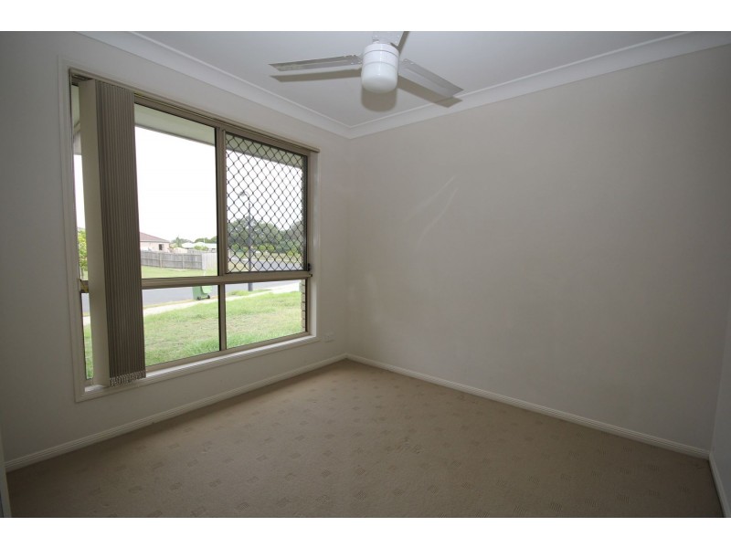 36 BADEN JONES WAY, North Booval QLD 4304