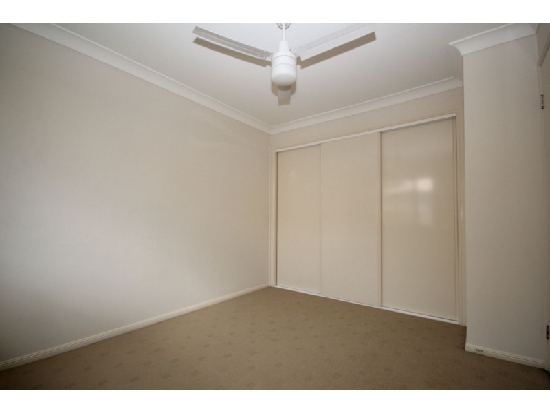 36 BADEN JONES WAY, North Booval QLD 4304