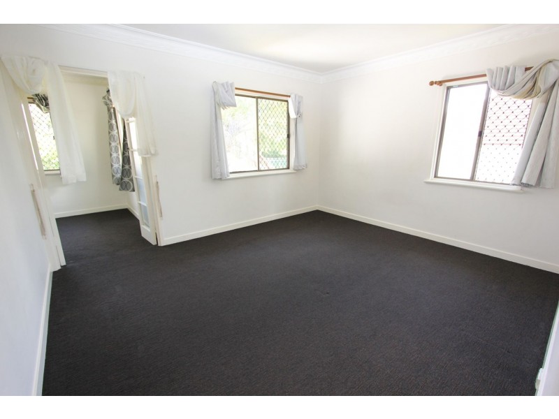 15 DEODAR STREET, Inala QLD 4077