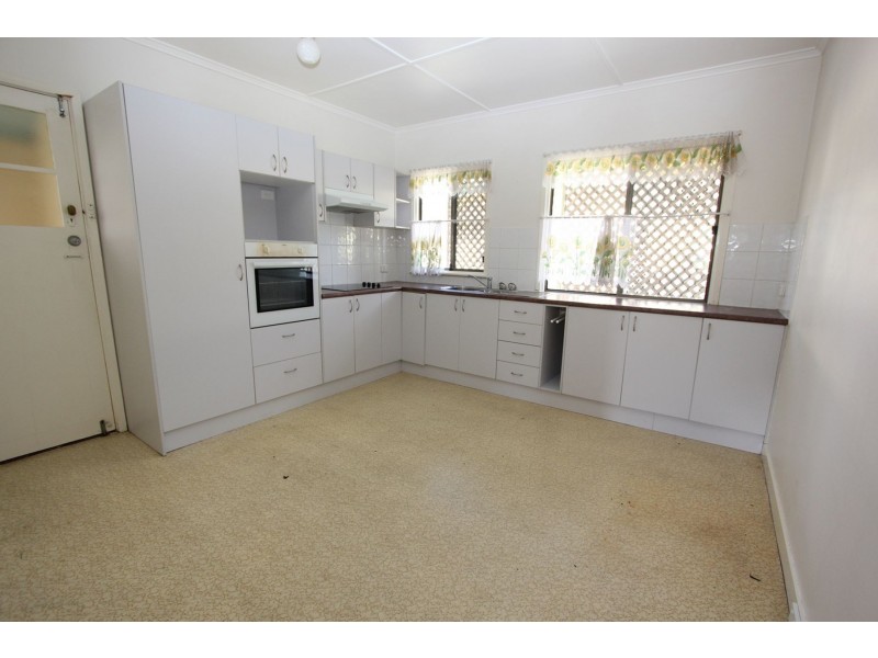 15 DEODAR STREET, Inala QLD 4077