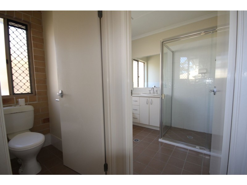 3/25 LAW STREET, Redbank QLD 4301