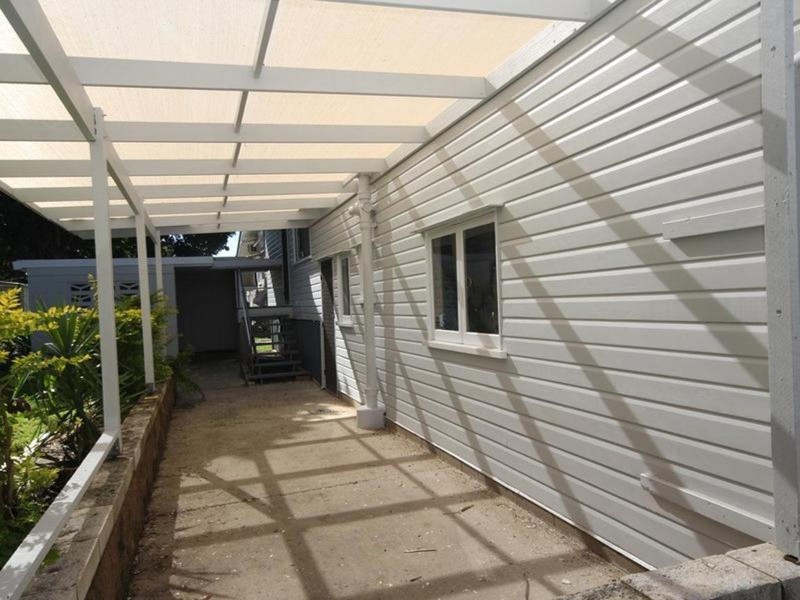 23 Raceview Street, Eastern Heights QLD 4305