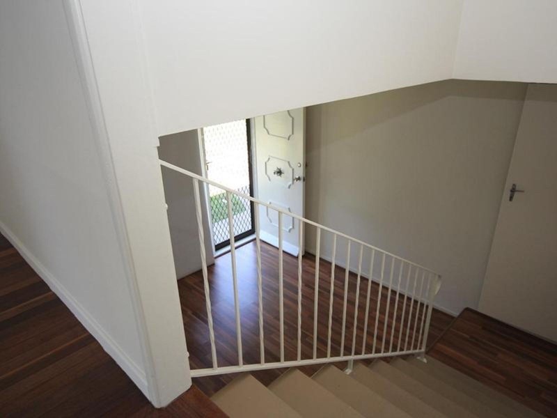 23 Raceview Street, Eastern Heights QLD 4305