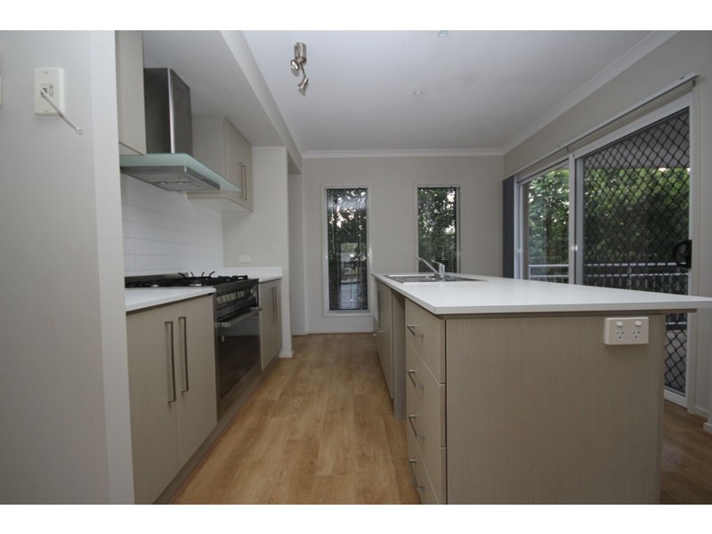 11 Escarpment Drive, Springfield QLD 4300