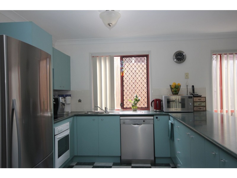 3 Glenview Terrace, Springfield QLD 4300