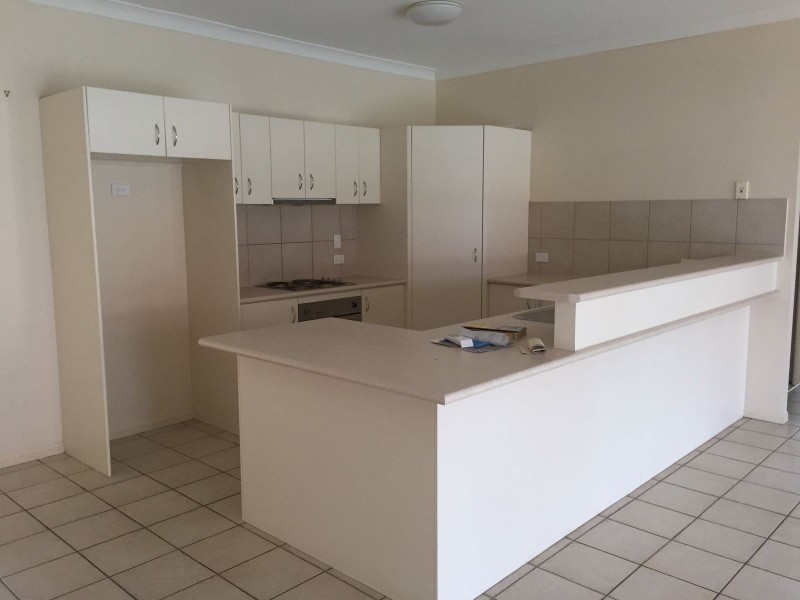 7 Neptune Street, Springfield Lakes QLD 4300