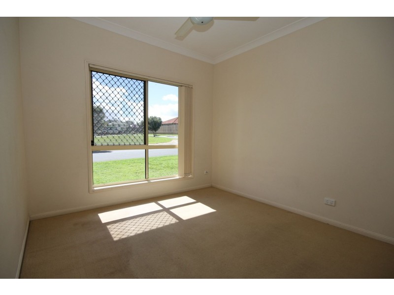 7 Neptune Street, Springfield Lakes QLD 4300