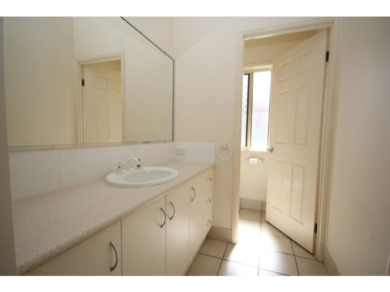 7 Neptune Street, Springfield Lakes QLD 4300