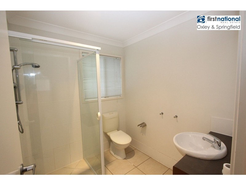 33 Gray Avenue, Corinda QLD 4075