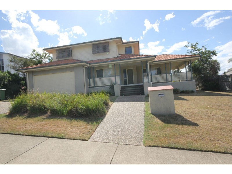 4 Rufous Crescent, Brookwater QLD 4300
