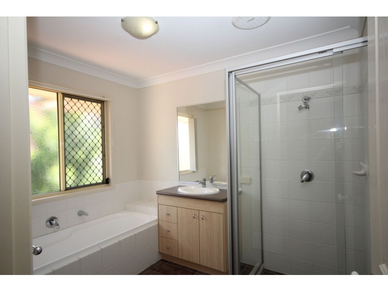 4 Rufous Crescent, Brookwater QLD 4300
