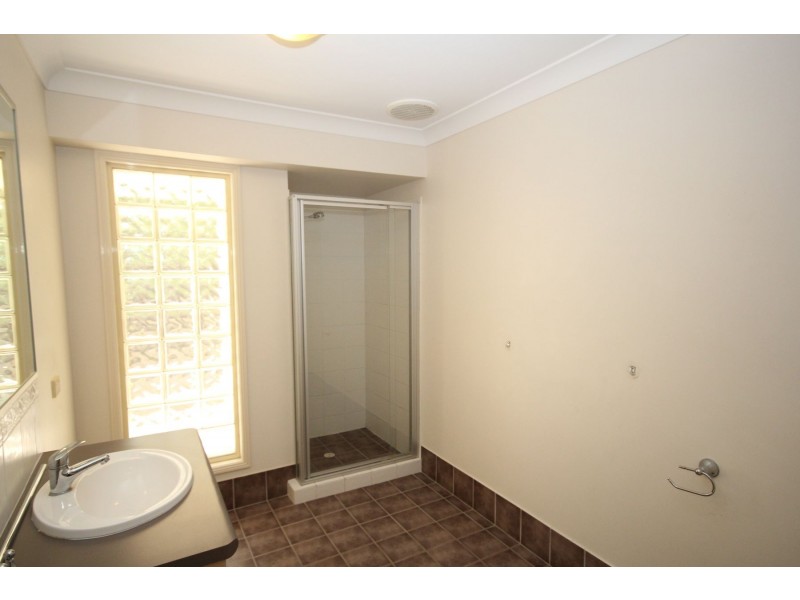 4 Rufous Crescent, Brookwater QLD 4300