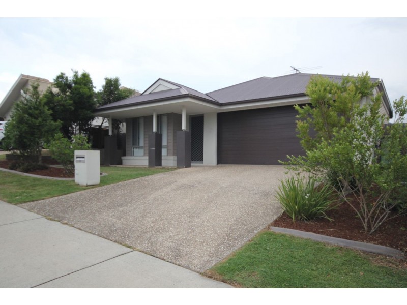22 Arnaldo Avenue, Augustine Heights QLD 4300