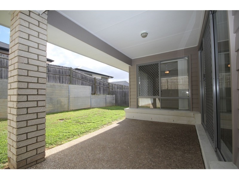 22 Arnaldo Avenue, Augustine Heights QLD 4300
